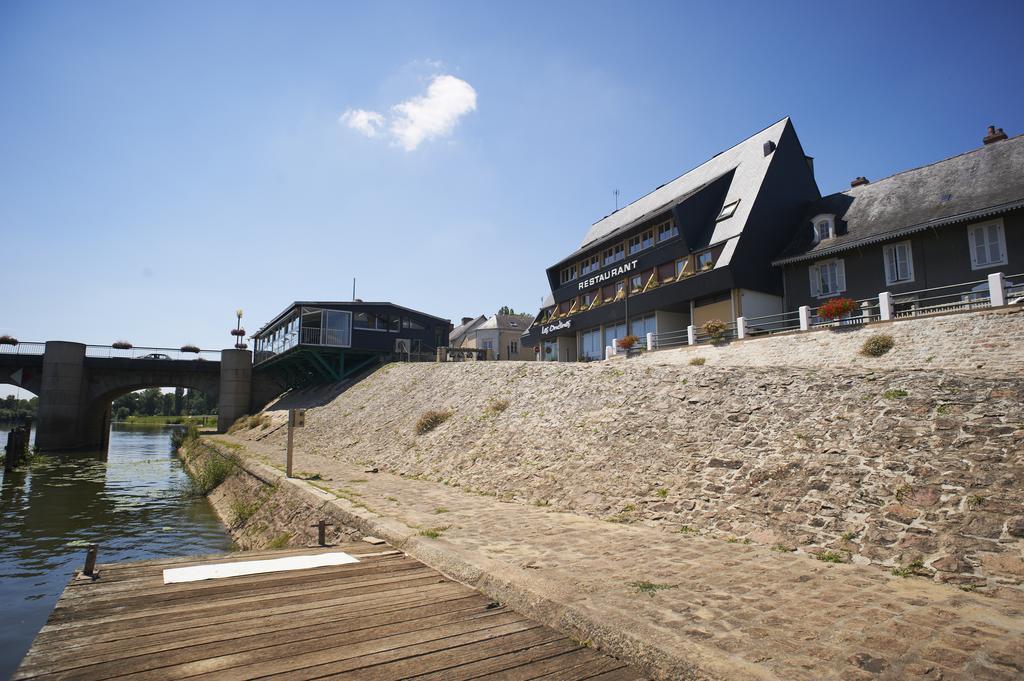 Les Ondines Hotel Les Hauts-d'Anjou ภายนอก รูปภาพ