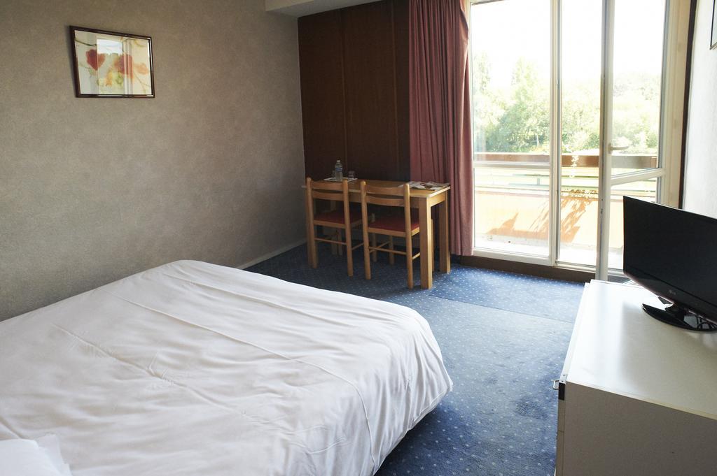 Les Ondines Hotel Les Hauts-d'Anjou ห้อง รูปภาพ