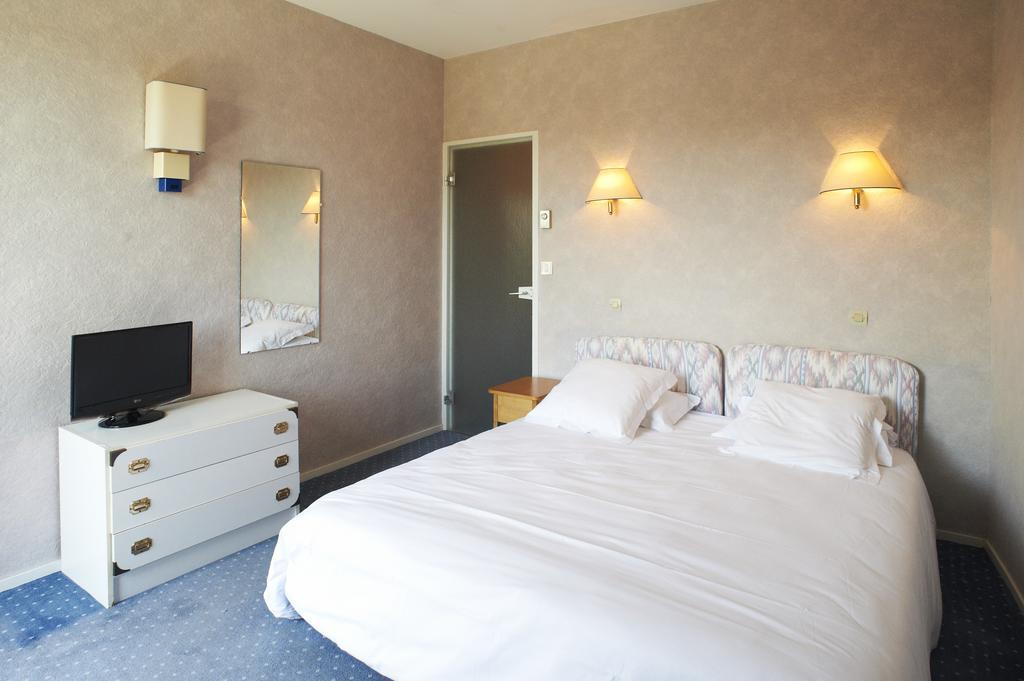 Les Ondines Hotel Les Hauts-d'Anjou ห้อง รูปภาพ