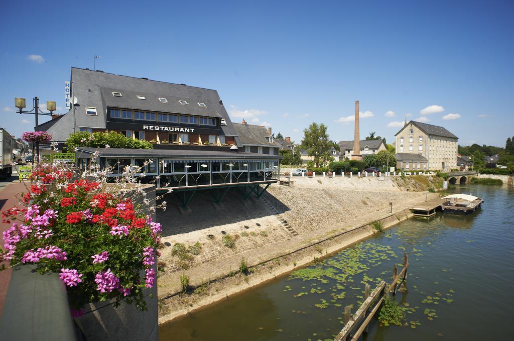 Les Ondines Hotel Les Hauts-d'Anjou ภายนอก รูปภาพ